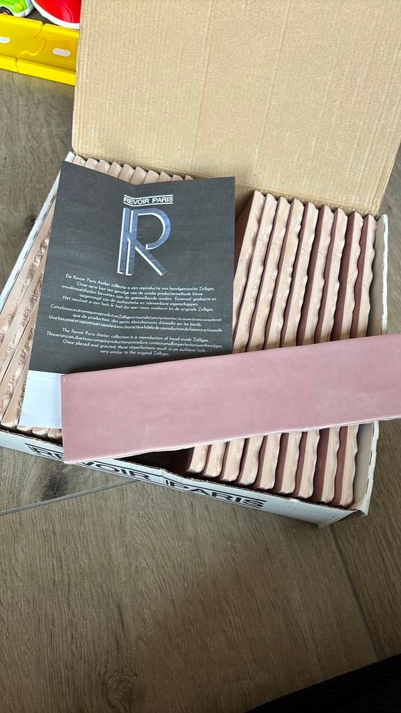 20 Oud roze tegeltjes, Doe-het-zelf en Verbouw, Tegels, Nieuw, Wandtegels, Keramiek, 20 tot 40 cm, Minder dan 20 cm, Minder dan 5 m²