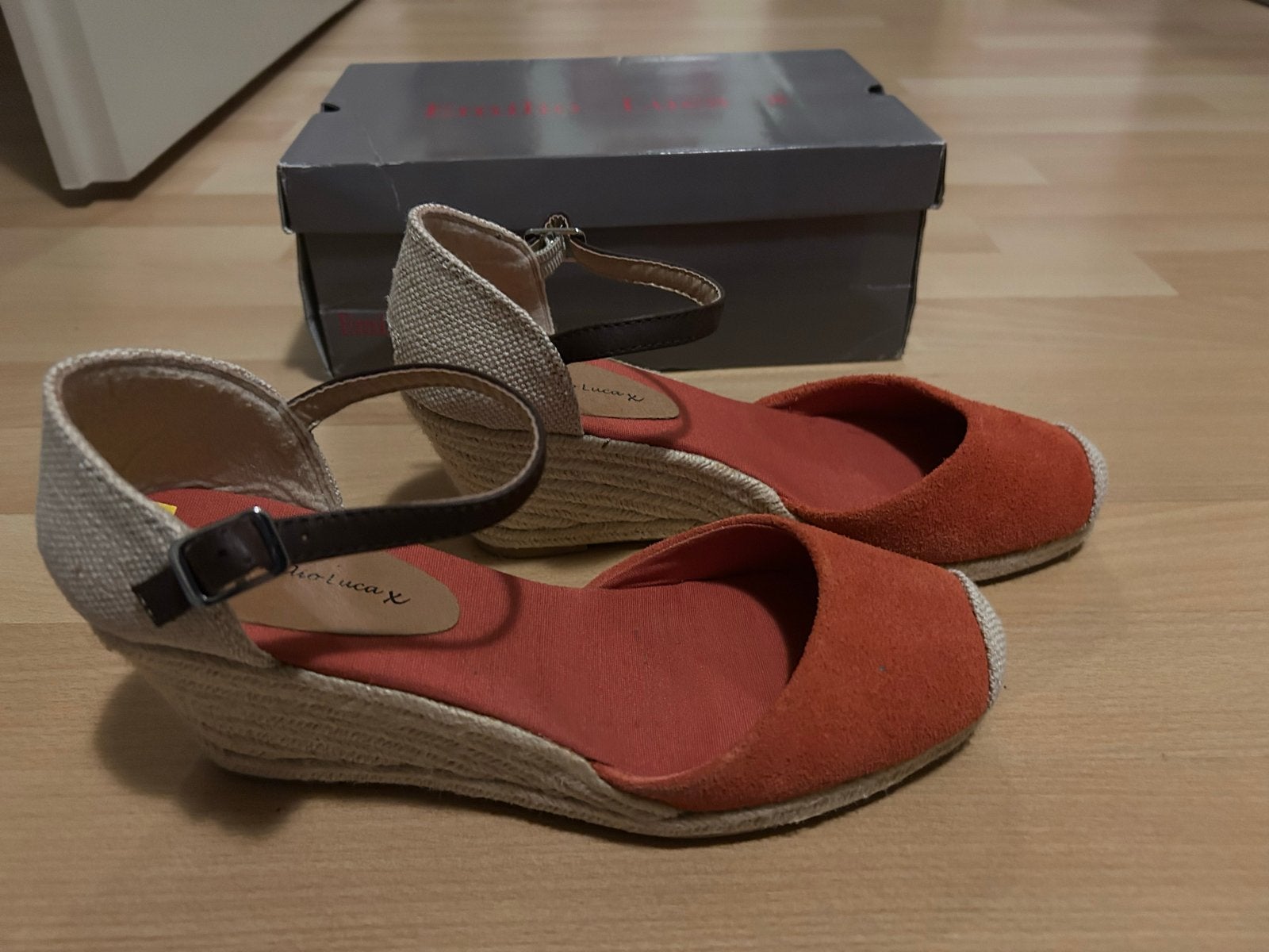 Nieuwe Emilio Luca X espadrilles met sleehak, maat 39, Kleding | Dames, Schoenen, Verzenden, Nieuw, Oranje, Espadrilles of Moccasins