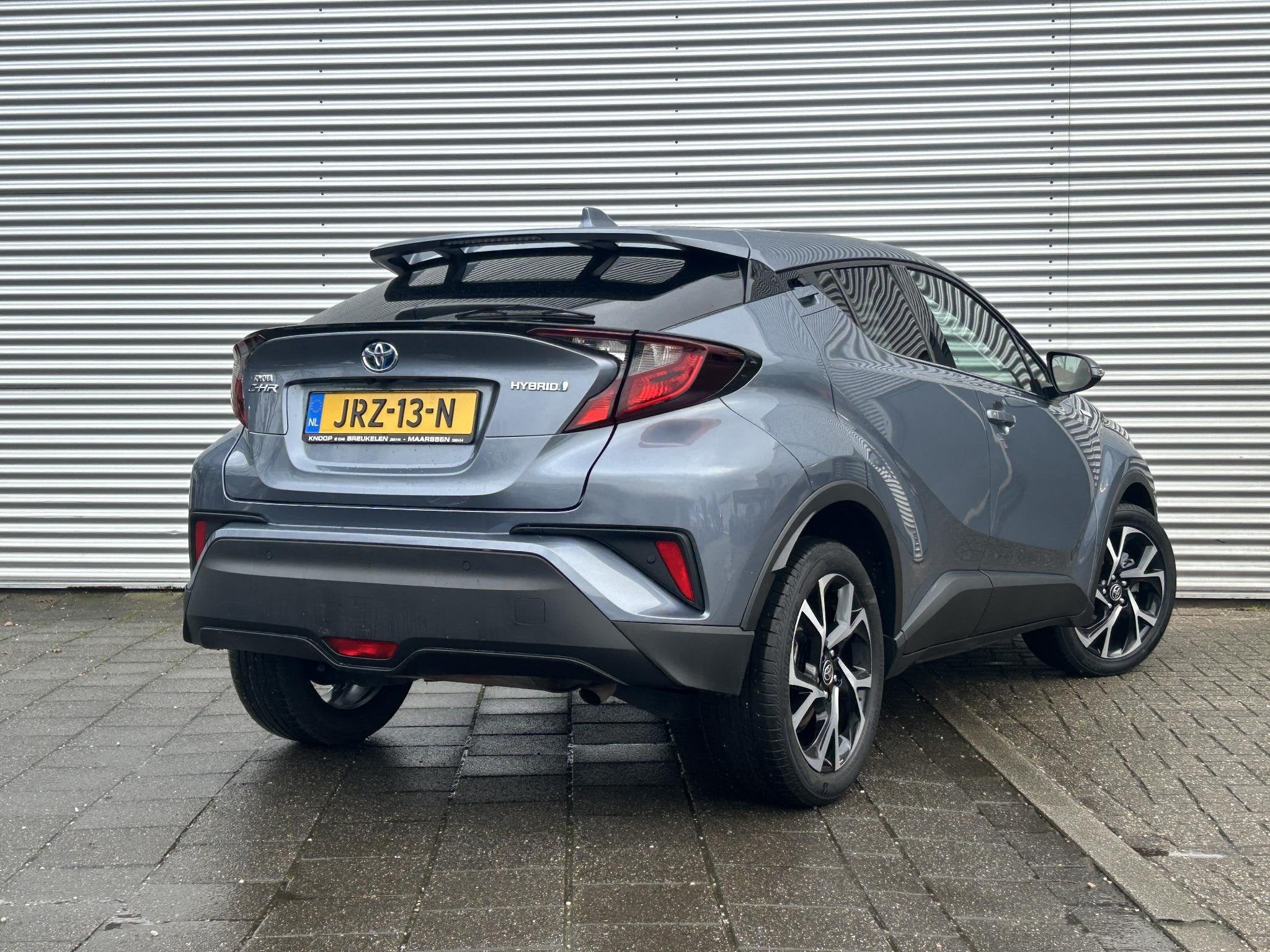 Toyota C-HR 1.8 Hybrid Active | Led | Camera | PDC | CruiseC, Stof, Euro 6, 4 cilinders, 122 pk