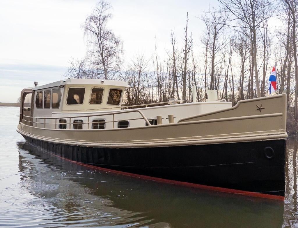 Luxe motor 1500 - (Vloerverwarming, spudpaal), Watersport en Boten, Gebruikt, Staal, 50 pk of meer, Diesel