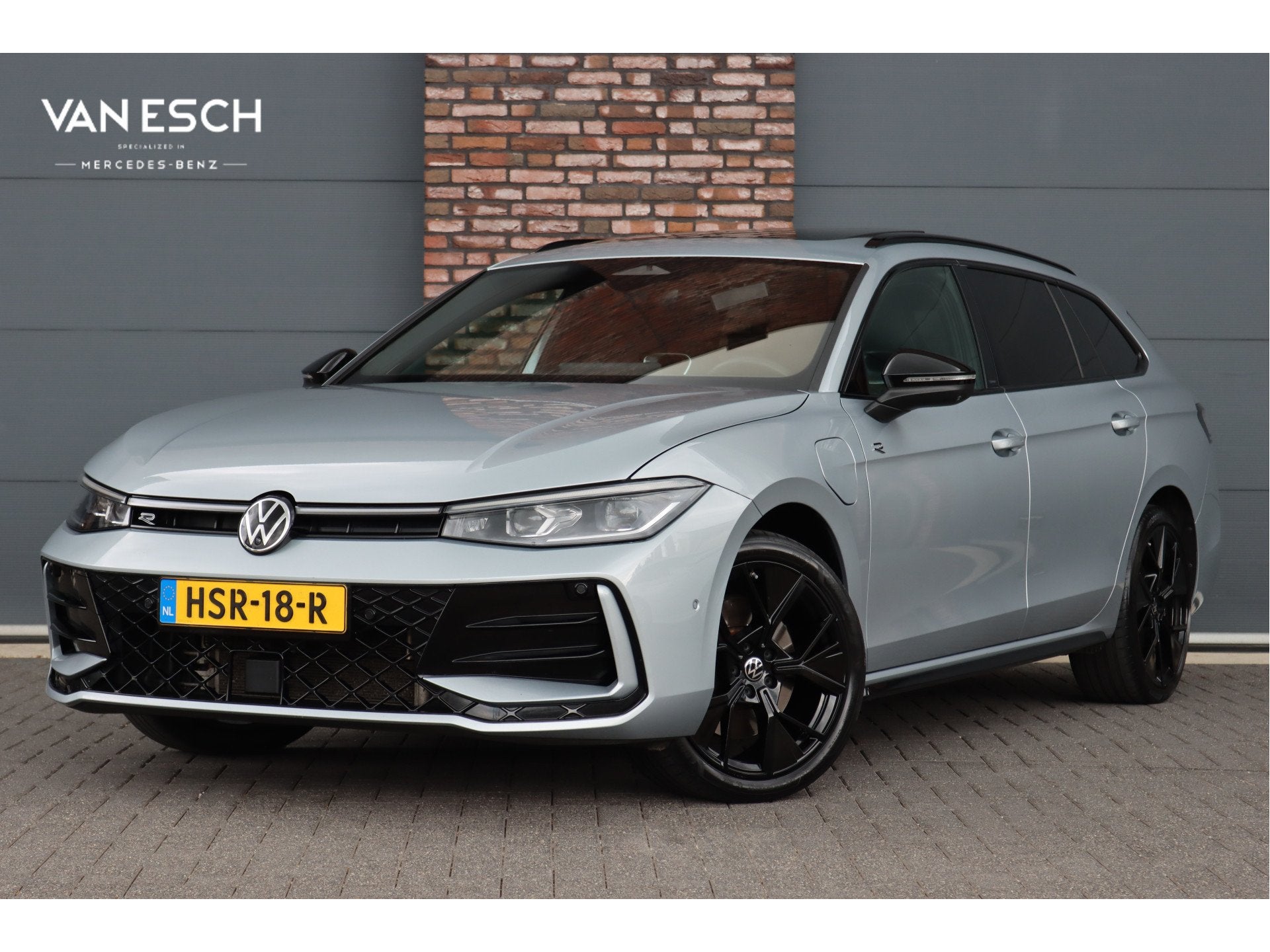 Volkswagen Passat Variant 1.5 eHybrid R-Line Edition | ACC |, Auto's, 4 cilinders, 2000 kg, Plug-in hybride, Hybride Elektrisch/Benzine
