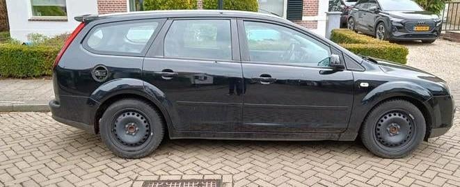 Export of sloop Ford Focus 1.8 92KW Wagon 2008 Zwart, Auto's, 4 cilinders, Zwart, Handgeschakeld, Grijs