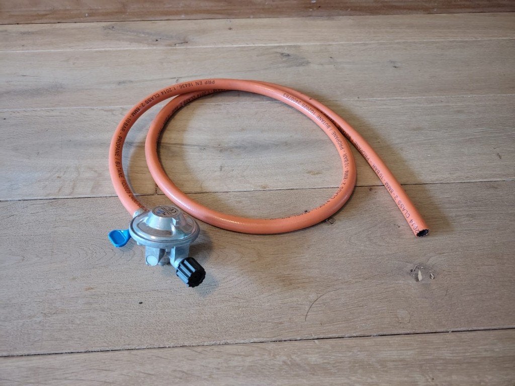 Gasslang met drukregelaar voor propaan/butaan, Ophalen of Verzenden, Zo goed als nieuw