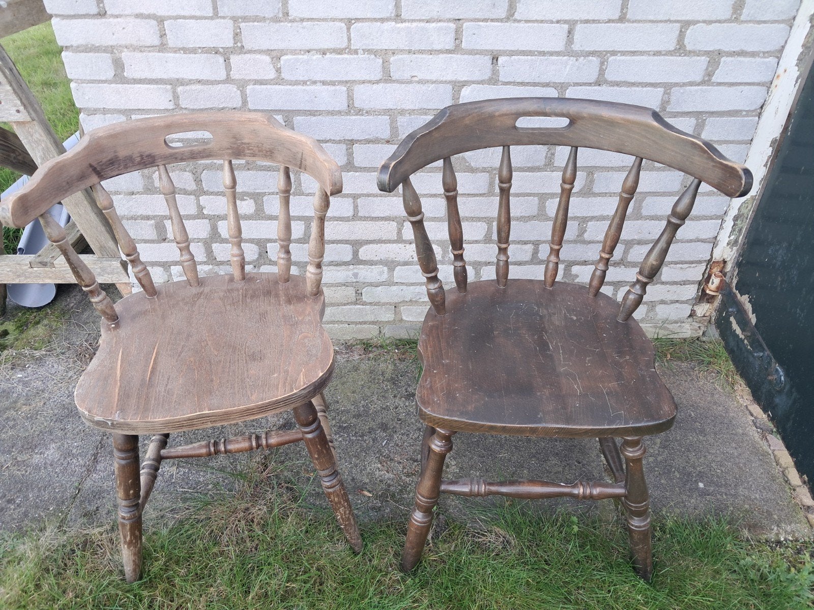 Set van 2 Vintage Houten Café Stoelen - Rustiek Design, Ophalen