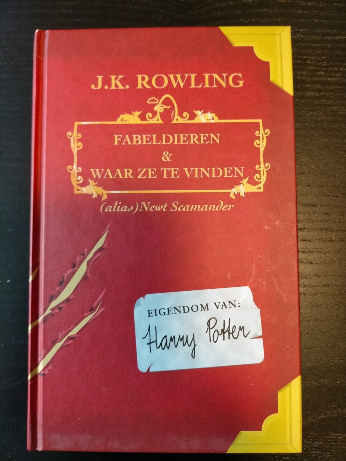 Newt Scamander - Fabeldieren en Waar Ze Te Vinden, Fictie algemeen, Ophalen of Verzenden, Zo goed als nieuw, Newt Scamander; J.K. Rowling