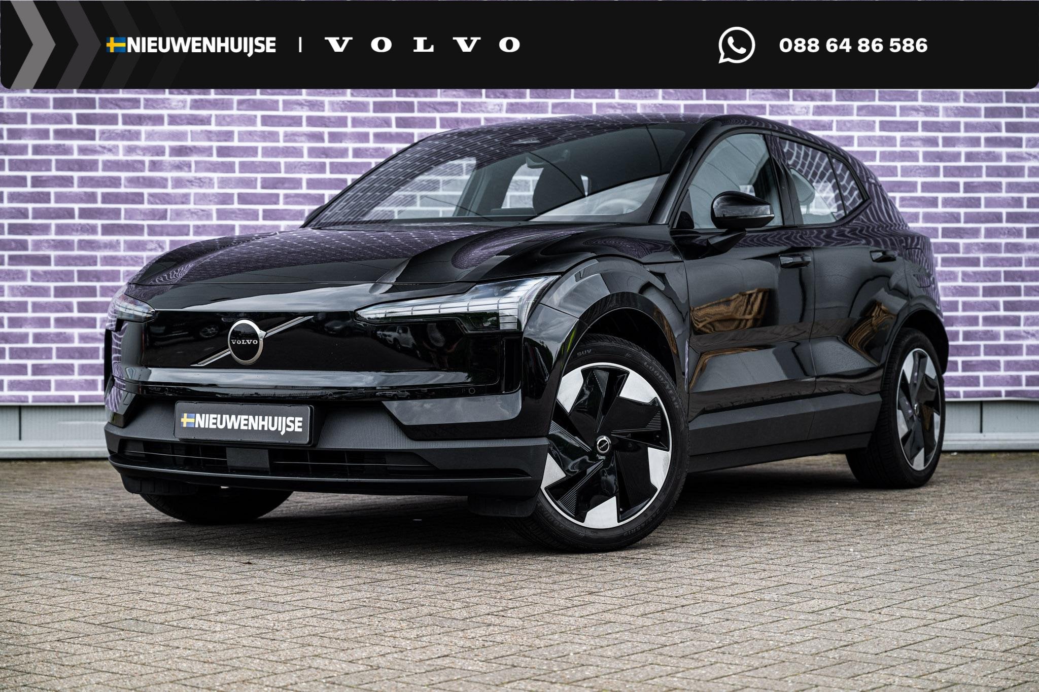 Volvo EX30 Single Motor Extended Range Plus 69 kWh | Stoel e, Achterwielaandrijving, Gebruikt, Leder en Stof, Zwart