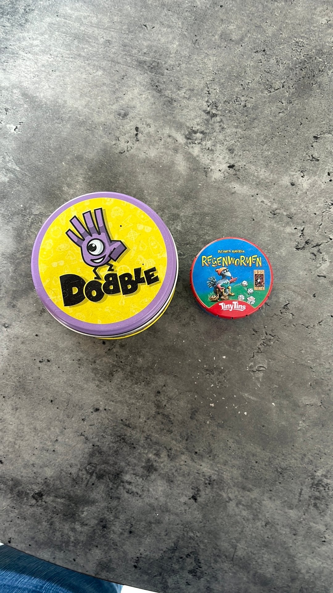 Dobble, Ophalen