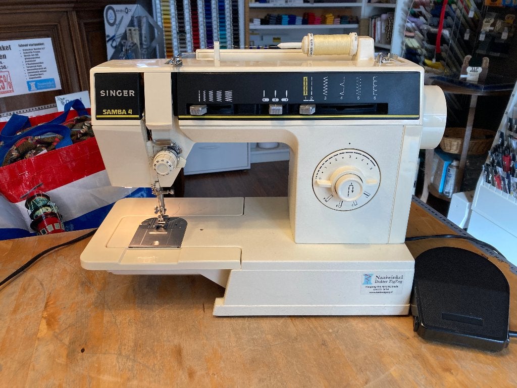 Singer 6212C "Samba 4" naaimachine, Hobby en Vrije tijd, Gebruikt, Singer, Singer, Onbekend