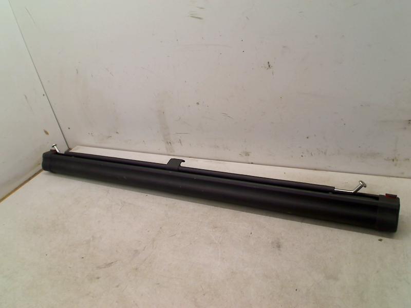 Hondenrek rolhoes Volkswagen Passat Variant (365) 3C9861691, Gebruikt, Volkswagen, Volkswagen AG, Kundenbetreuung@volkswagen.de