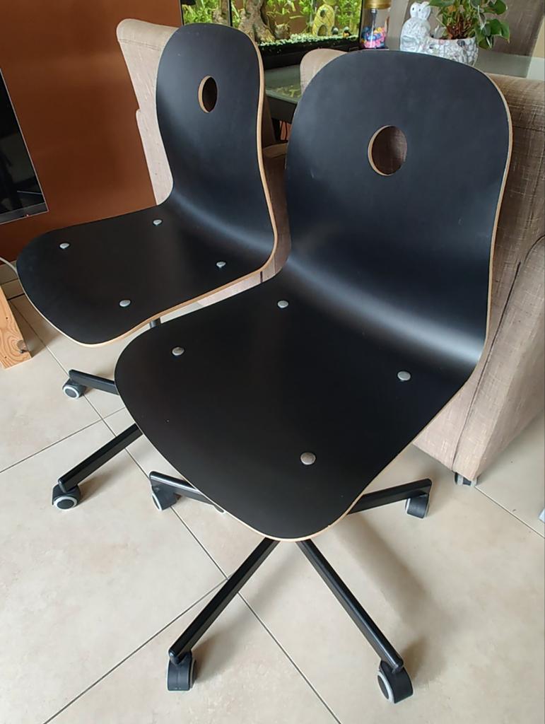 2x KEA Sporren Zwarte bureaustoelen office chairs, Huis en Inrichting, Bureaustoelen, Ophalen, Gebruikt, Zwart, Bureaustoel