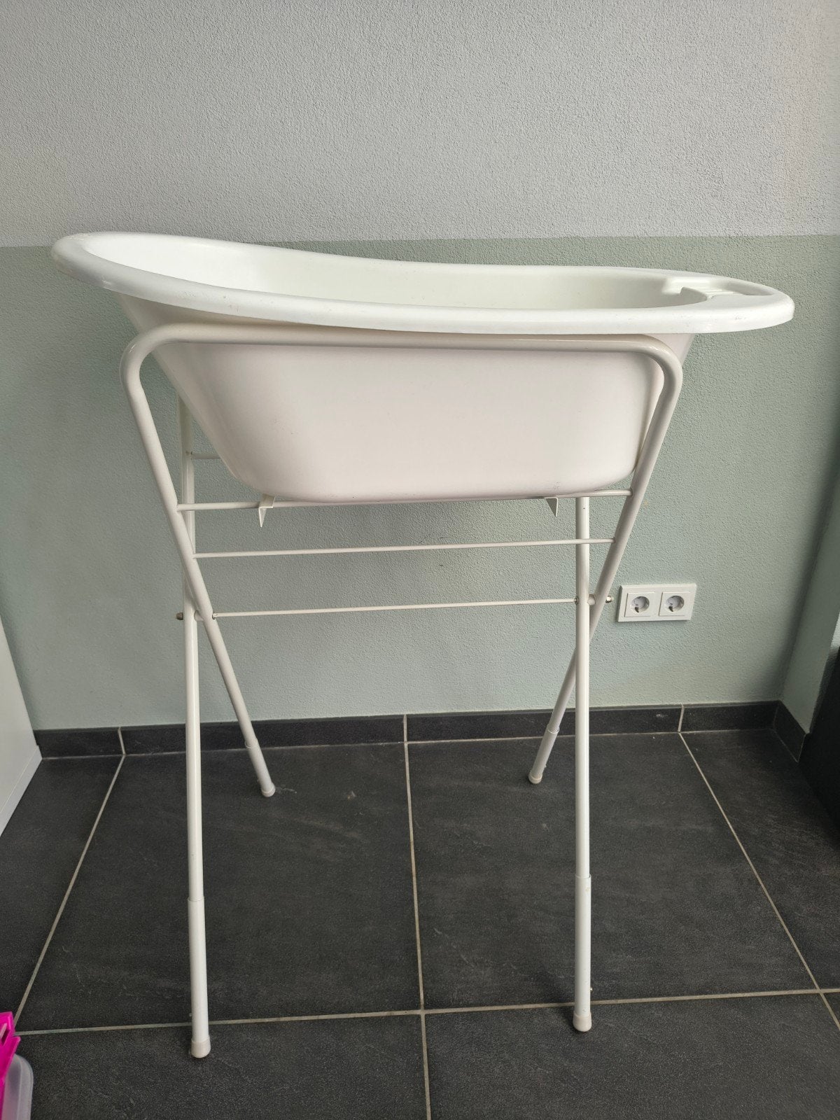 Babybadje met standaard en badzitje, Ophalen, Gebruikt, Badje, Standaard