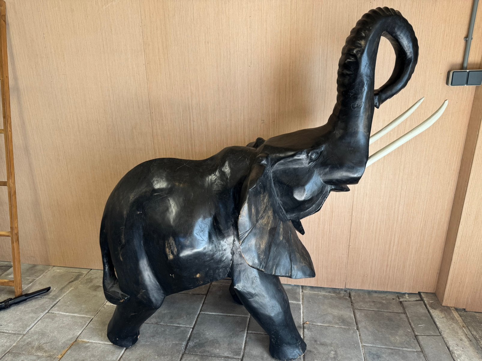 Massief houten olifant XXL, Ophalen