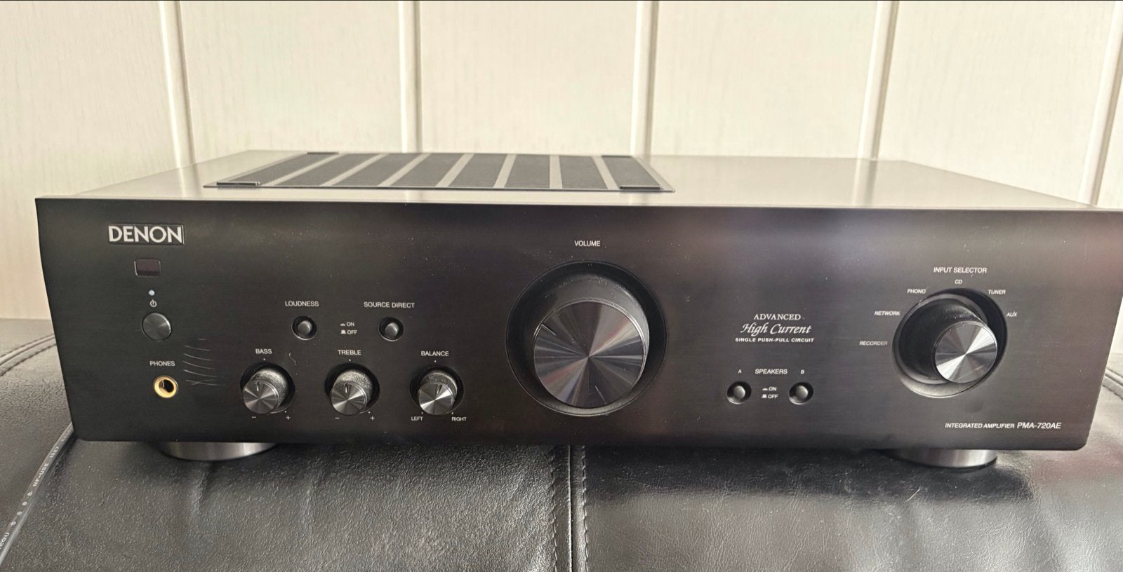 Denon PMA-720AE Geïntegreerde Versterker - Zwart, Denon, Ophalen of Verzenden, Zo goed als nieuw, 60 tot 120 watt