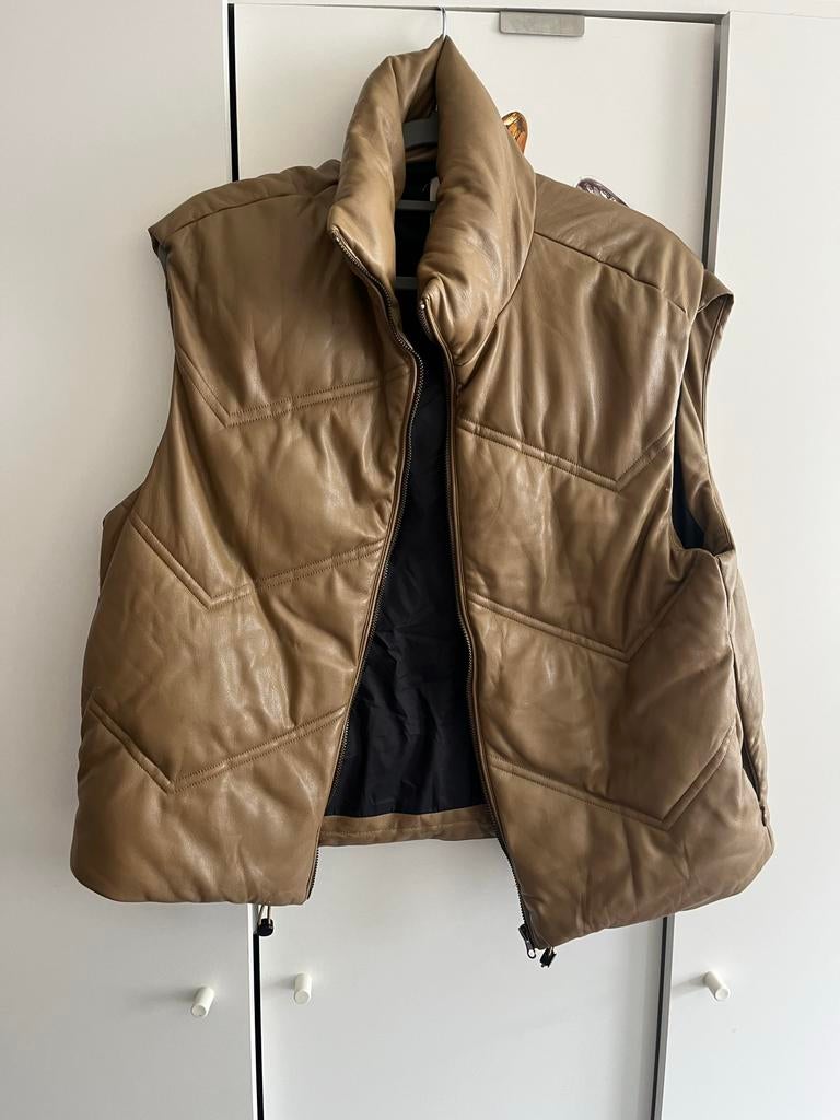 Zara Puffer Bodywarmer Leerlook XS, Kleding | Dames, Ophalen of Verzenden, Zo goed als nieuw, Maat 34 (XS) of kleiner, Bruin