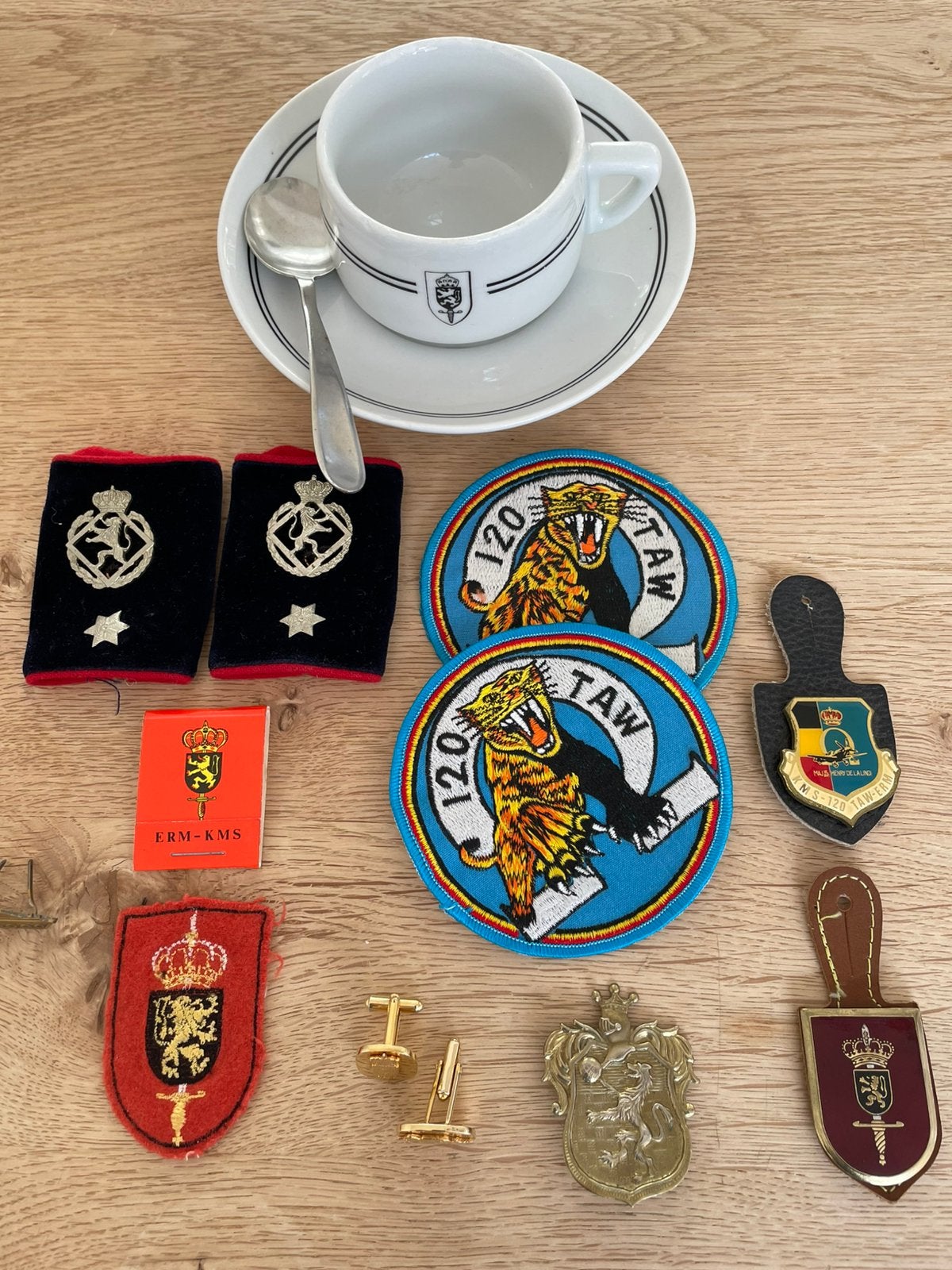 Militaria Belgische Militaire Academie (KMS/ERM), Verzamelen, Ophalen of Verzenden, Landmacht, Overige gebieden, Embleem of Badge