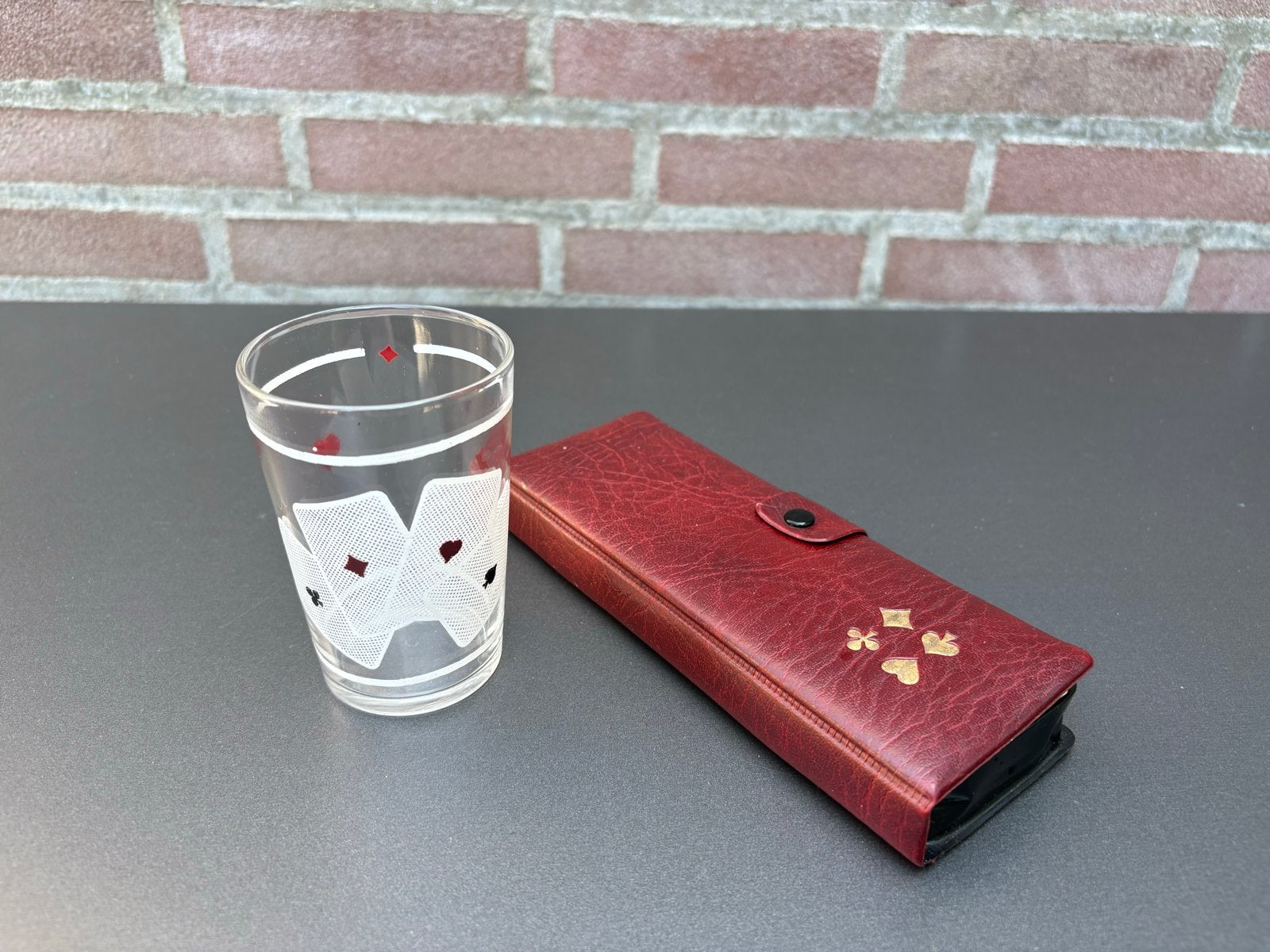 Vintage speelkaarten set met etui en glas, Een of twee spelers, Ophalen of Verzenden, Gebruikt