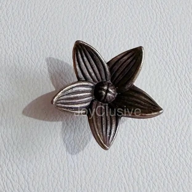 Gewelfde Bloem kastknop - Brons, Almere, JoyClusive, Nieuw, Ophalen of Verzenden