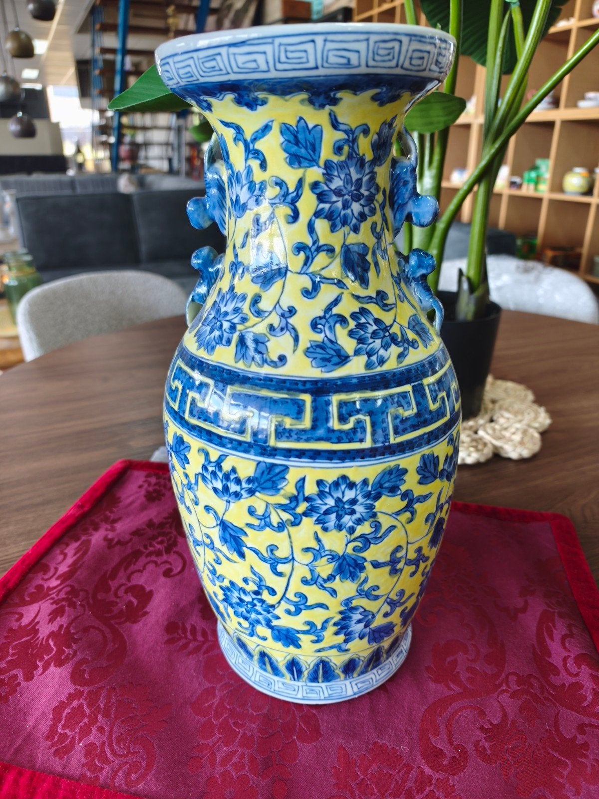 Prachtige Aziatische Porseleinen Vaas met Oren (Geel & Blauw, Antiek en Kunst, Antiek | Vazen, Ophalen of Verzenden