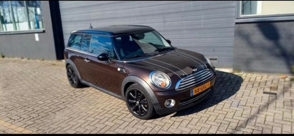 Mini Cooper Clubman1.6 Navi Stoelverwarming Nieuwe koppeling, Auto's, Voorwielaandrijving, 4 cilinders, Bruin, 4 stoelen