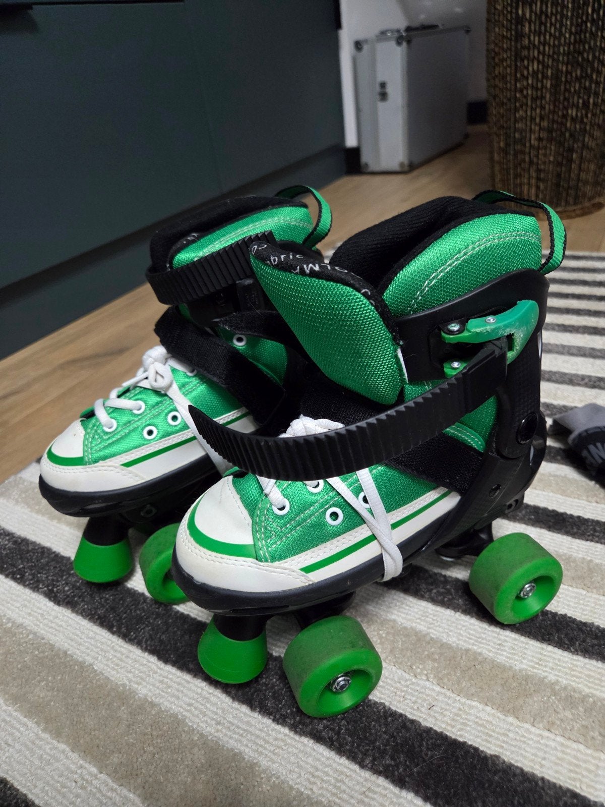 Rolschaatsen 33-36, Ophalen of Verzenden, Zo goed als nieuw