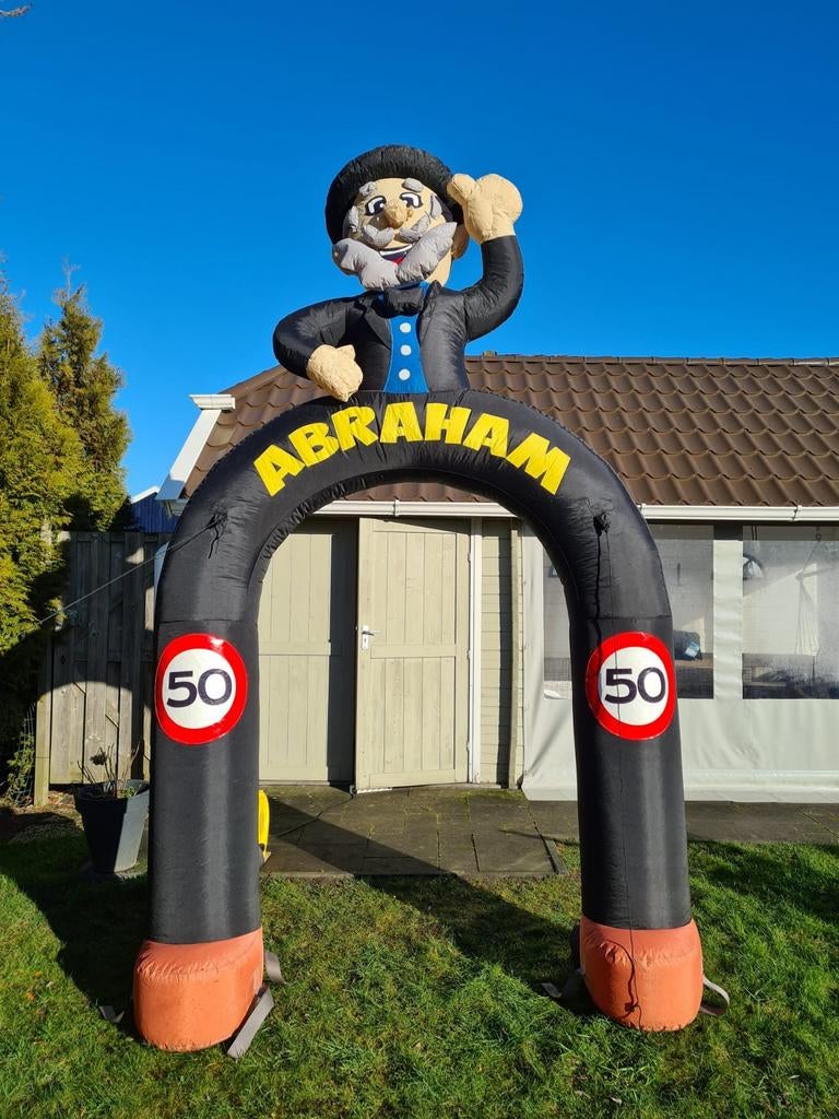 Abraham pop te huur, Ophalen, Abraham of Sarah