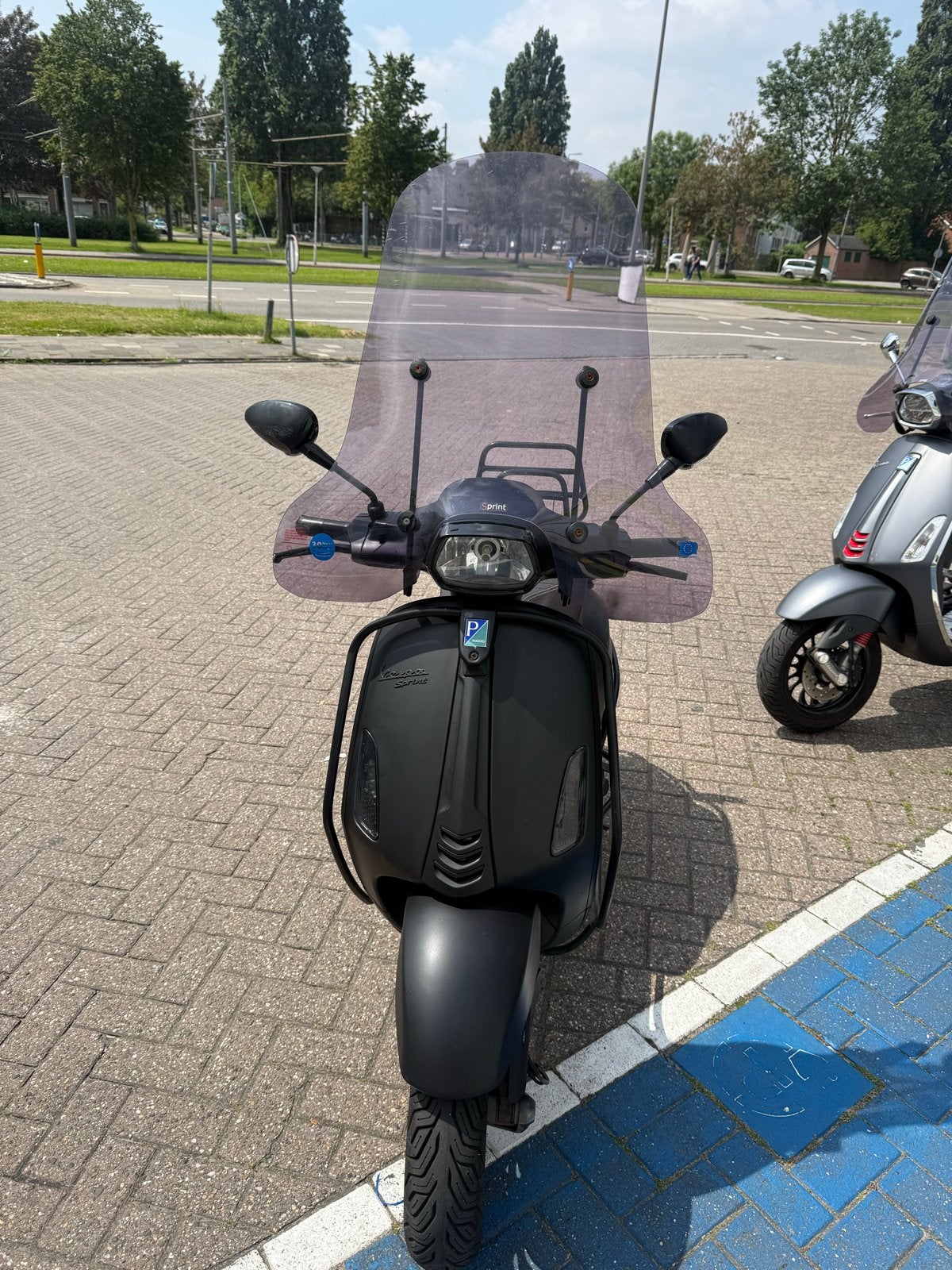 Vespa Sprint Mat Zwart MOET WEG, Fietsen en Brommers, Scooters | Vespa, Overige modellen, Maximaal 45 km/u, Ophalen of Verzenden