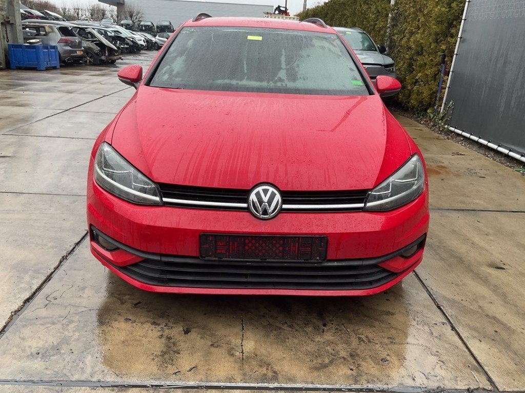 Bumper Voor Volkswagen Golf VII Variant (AUVV) 5G0853653Q, Auto-onderdelen, Carrosserie en Plaatwerk, Gebruikt, Volkswagen, Volkswagen AG