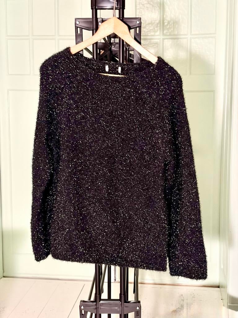 Zwarte glitter trui H&M - Fluffy & feestelijk (L/XL), Kleding | Dames, Ophalen of Verzenden, Zo goed als nieuw, Maat 42/44 (L)