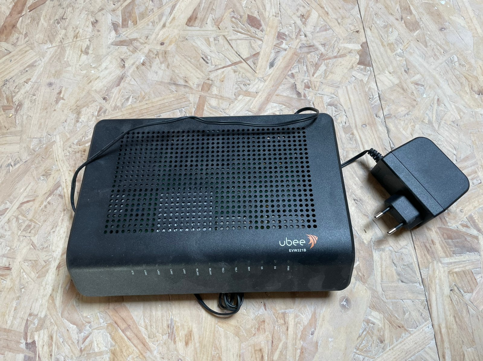 Ubee modem, Computers en Software, Routers en Modems, Ophalen, Gebruikt