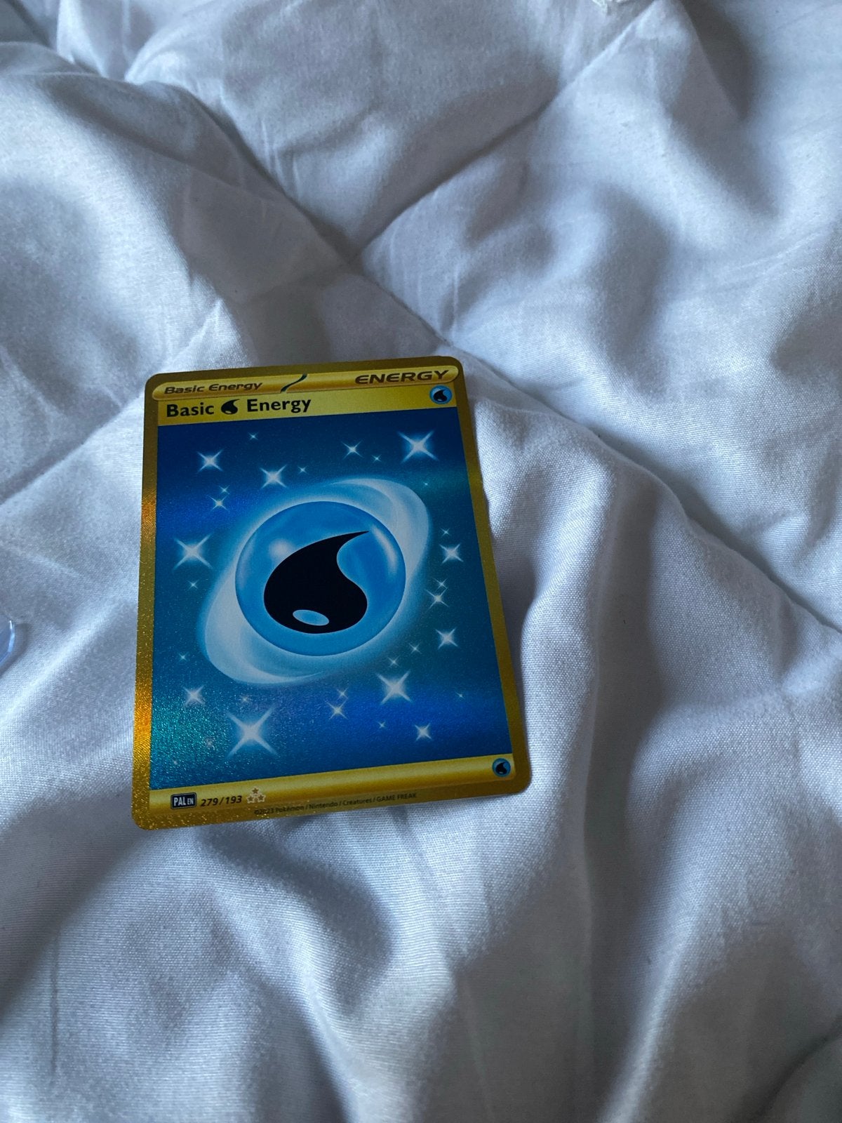 Pokémon TCG Basic Water Energy Gold Foil Kaart, Ophalen, Zo goed als nieuw, Losse kaart, Foil