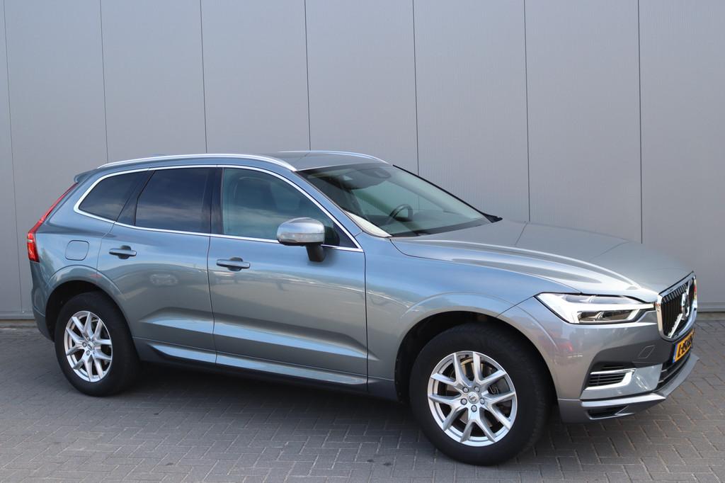 Volvo XC60 2.0 T8 Twin Engine AWD Momentum Pro Open-dak/Trek, Auto's, Volvo, 12 maanden, Gebruikt, Euro 6, 4 cilinders