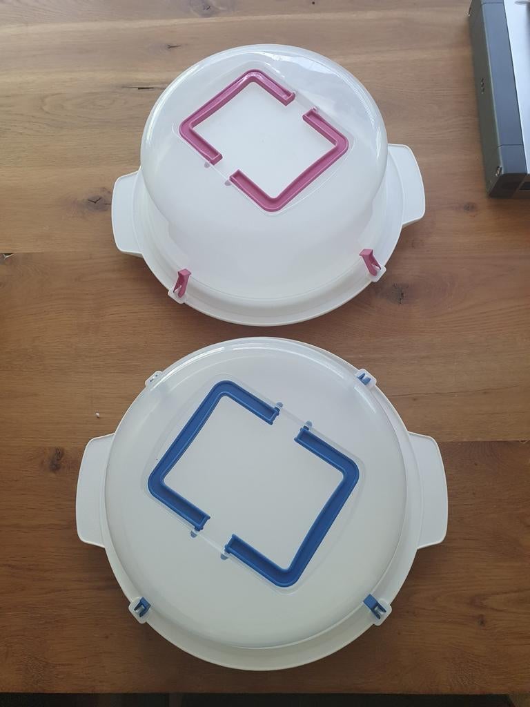 2 taartdozen, Ophalen