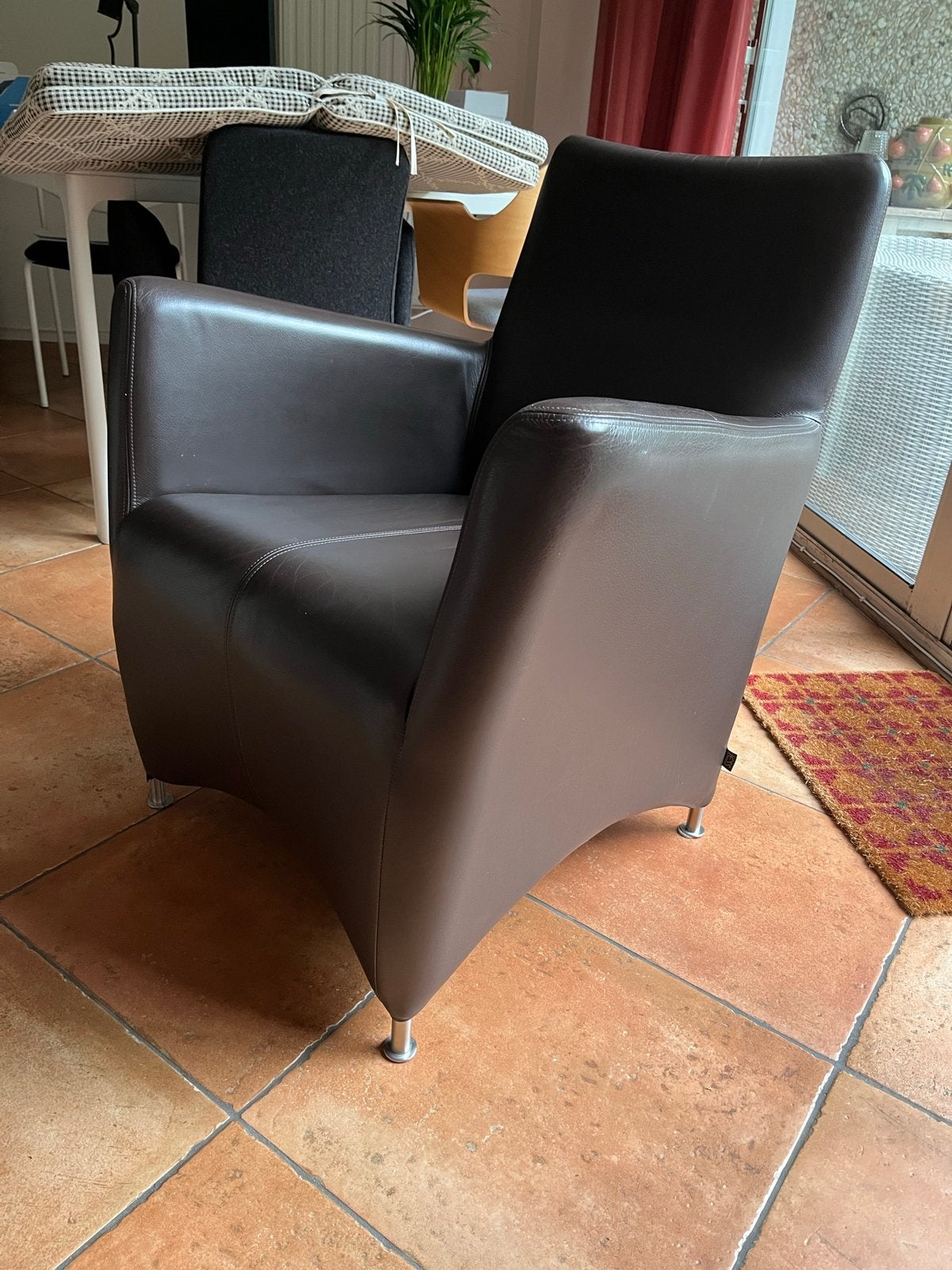 Jess Design "Joris" fauteuil - Stoer rundleer, minimalistisc, Huis en Inrichting, Fauteuils, Gebruikt, Leer, 75 tot 100 cm, Ophalen