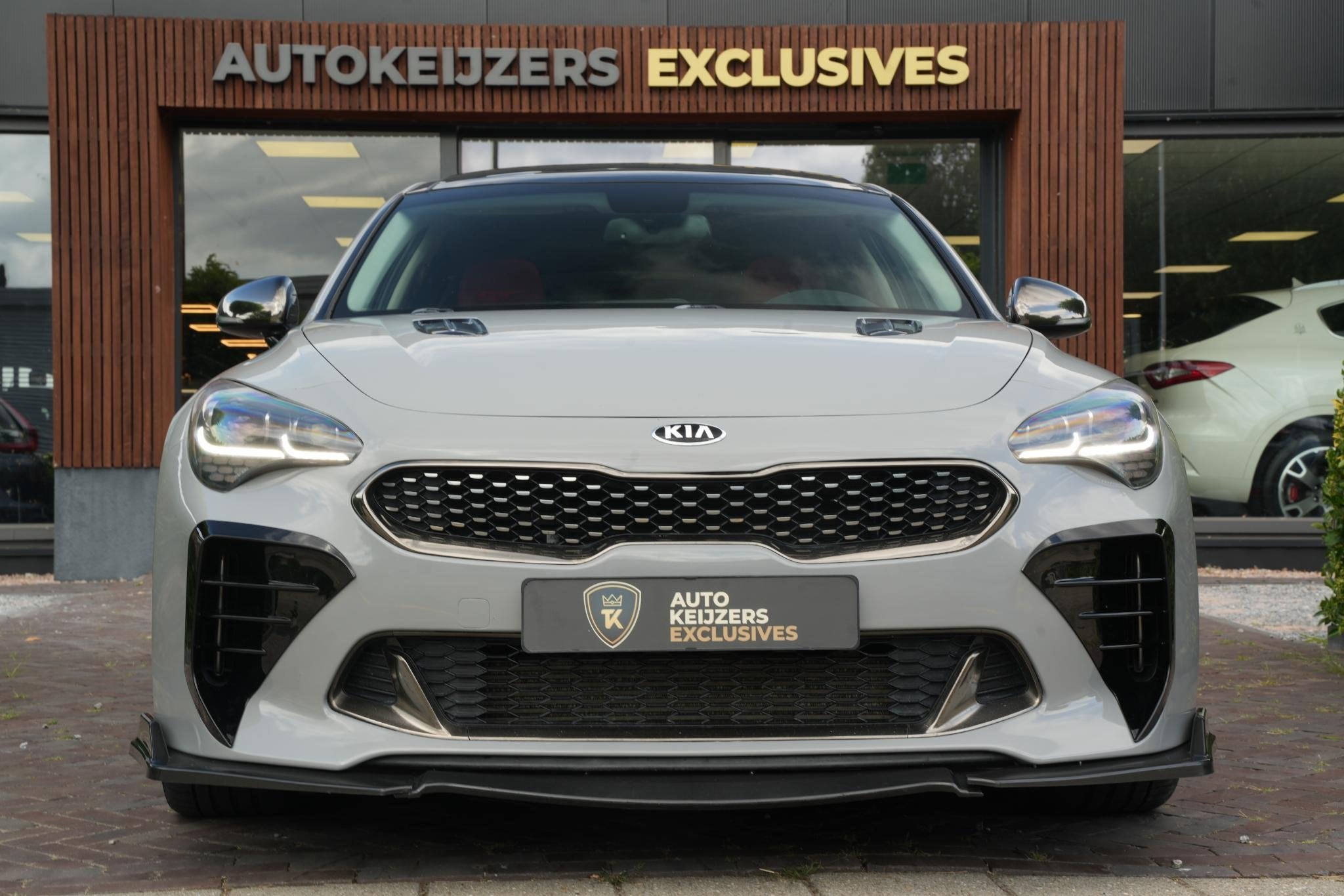 Kia Stinger 3.3 V6 T-GDI AWD GT Schuifdak Stoelverw. Leer Cr, Auto's, Gebruikt, 3342 cc, Zilver of Grijs, 6 cilinders