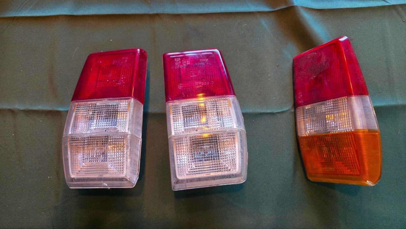 Rood/wit achterlichten - Fiesta mk2, Ophalen of Verzenden, Gebruikt, Ford