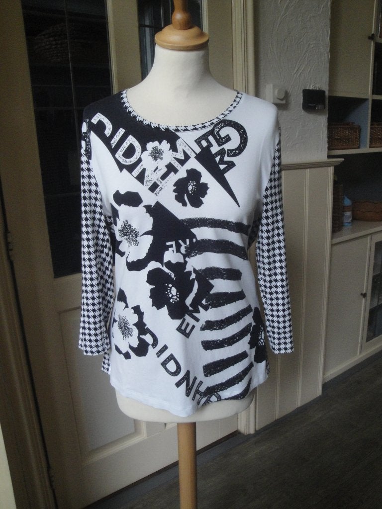 Zwart/wit topje FRANK WALDER maat M, Kleding | Dames, Tops, Maat 38/40 (M), Zwart, Ophalen of Verzenden, Zo goed als nieuw