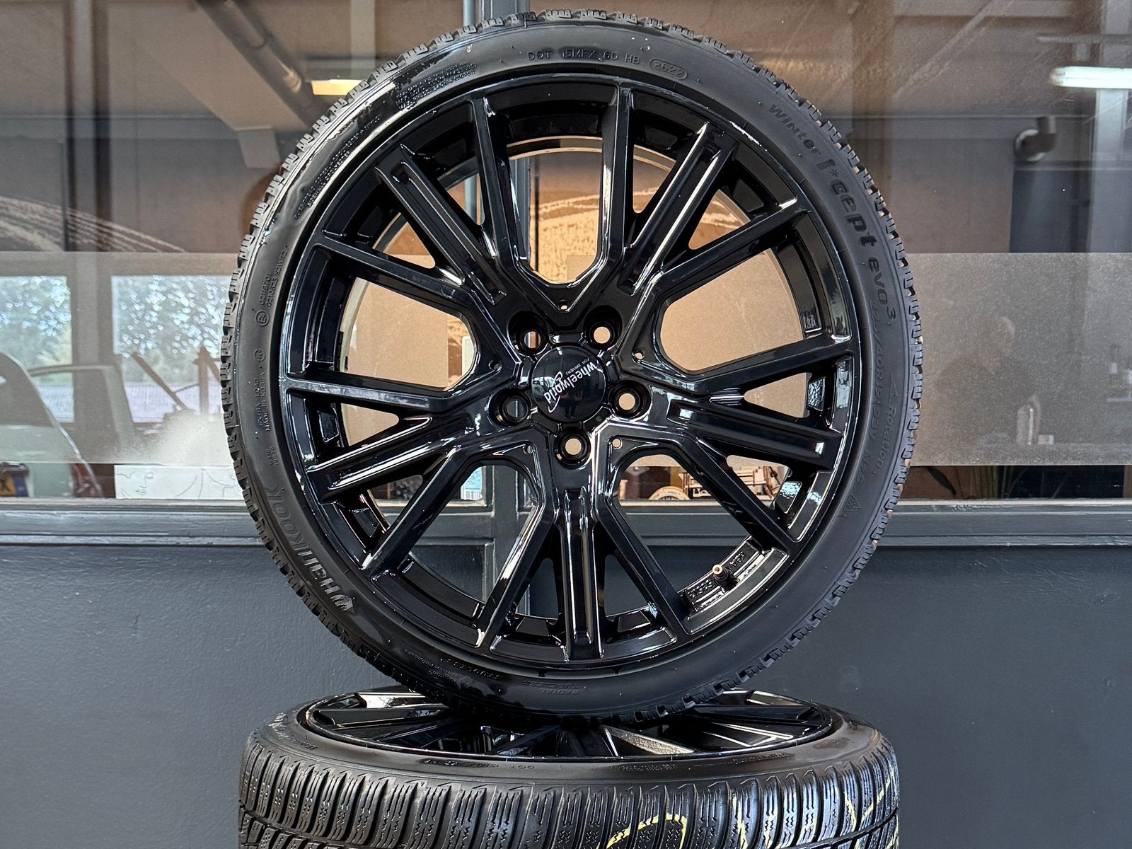 Audi A5 19 inch velgen winterbanden 225/40/19, Auto-onderdelen, Gebruikt, Banden en Velgen, Winterbanden, Personenwagen