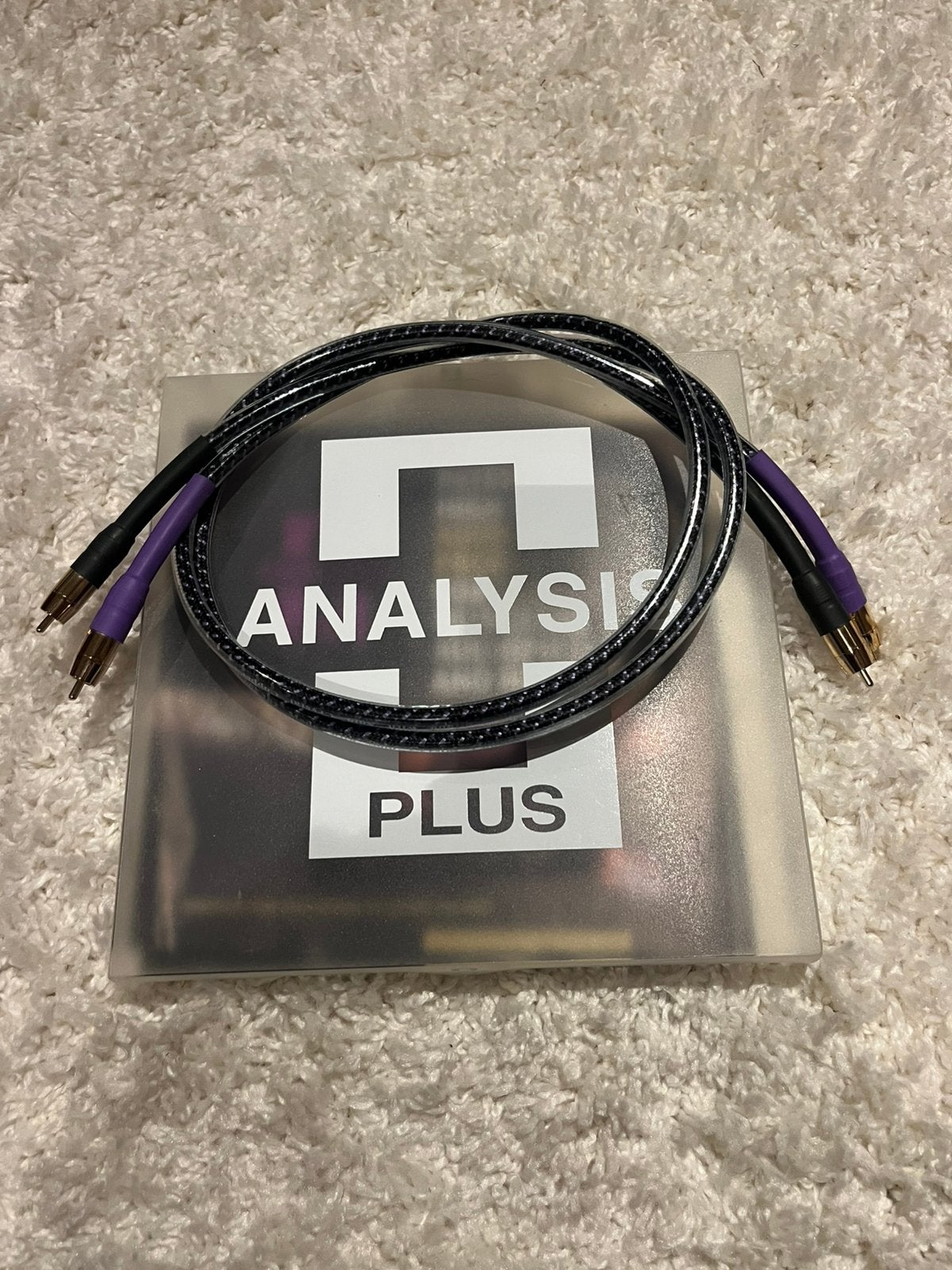 Foto 6 van Analysis Plus Solo Crystal Oval RCA Interconnect - 2x 1m