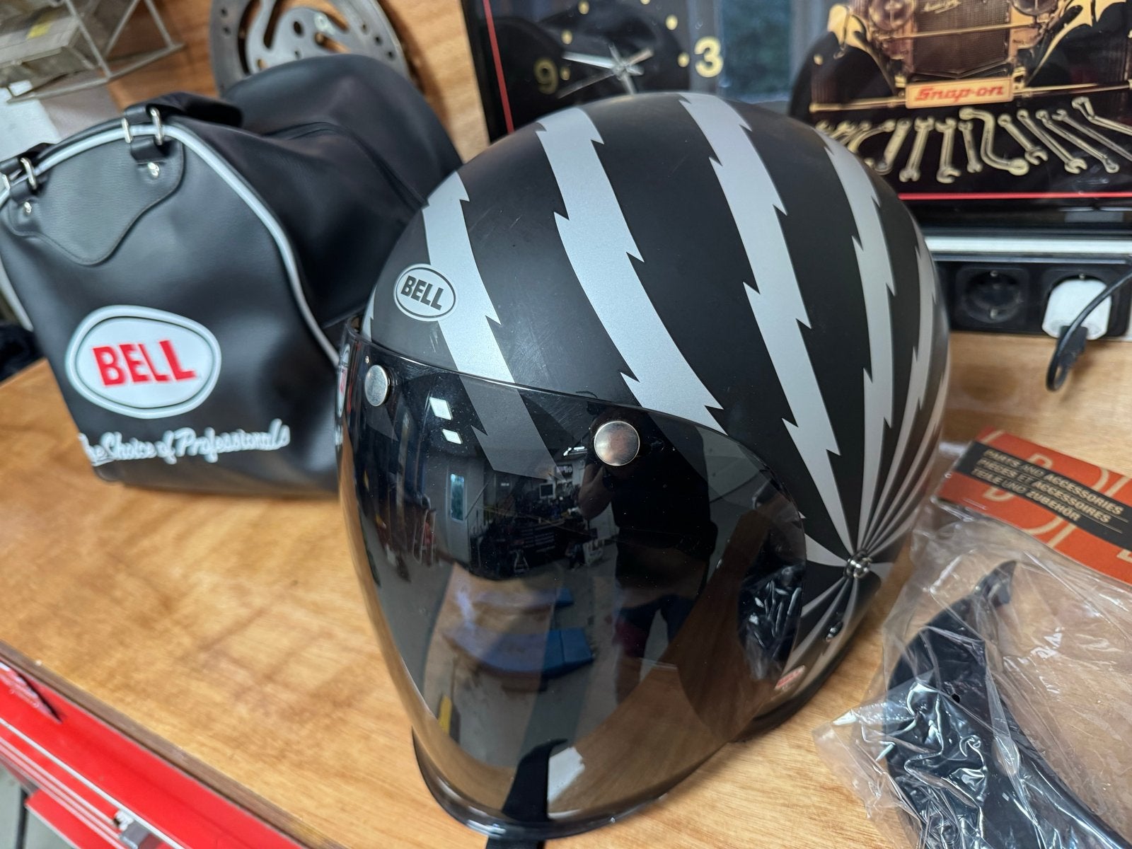Bell Jethelm XL met vizier en draagtas, Motoren, Ophalen of Verzenden, Tweedehands, Heren