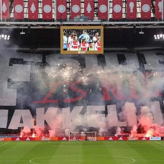 1 seizoenskaart f-side ter overname aangeboden, Tickets en Kaartjes, Sport | Voetbal, Seizoenskaart, Eén persoon, Augustus, Europa of Champions League