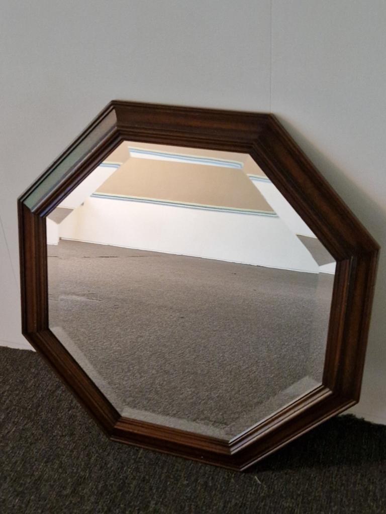 Spiegel 8hoekig van mooi houtwerk, Ophalen of Verzenden, Overige vormen, 50 tot 100 cm, Minder dan 100 cm