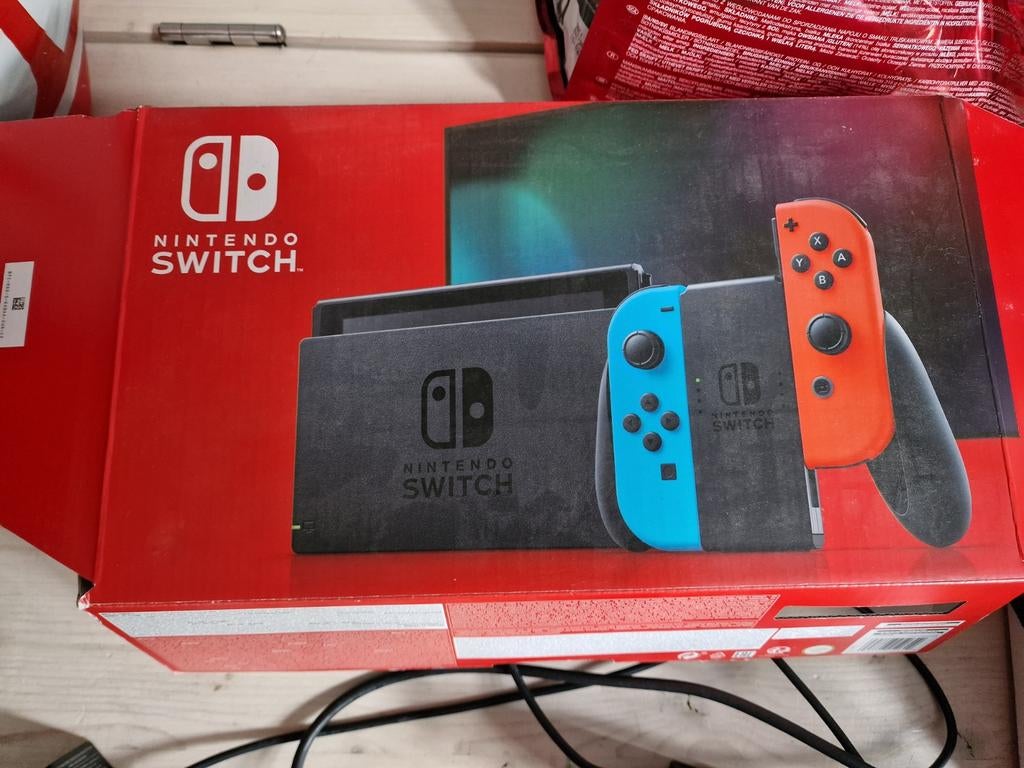 Nintendo Switch V2 (XK-serie) met extra controller en hoes, Spelcomputers en Games, Spelcomputers | Nintendo Switch, Ophalen of Verzenden