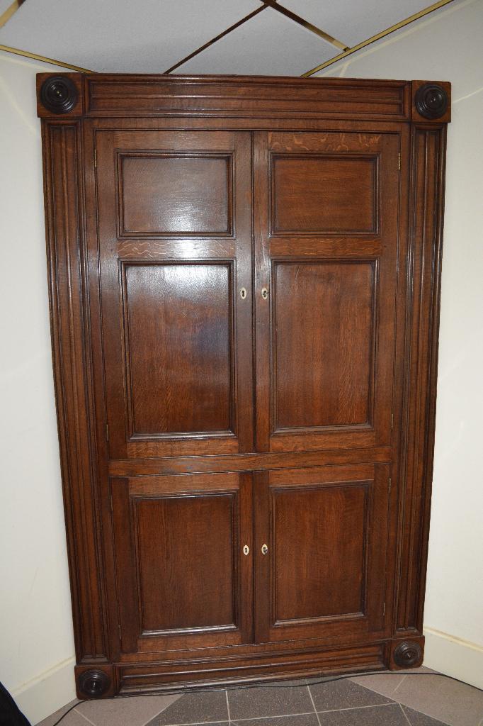 Engelse Hoekkast c.a 1820, Antiek en Kunst, Ophalen