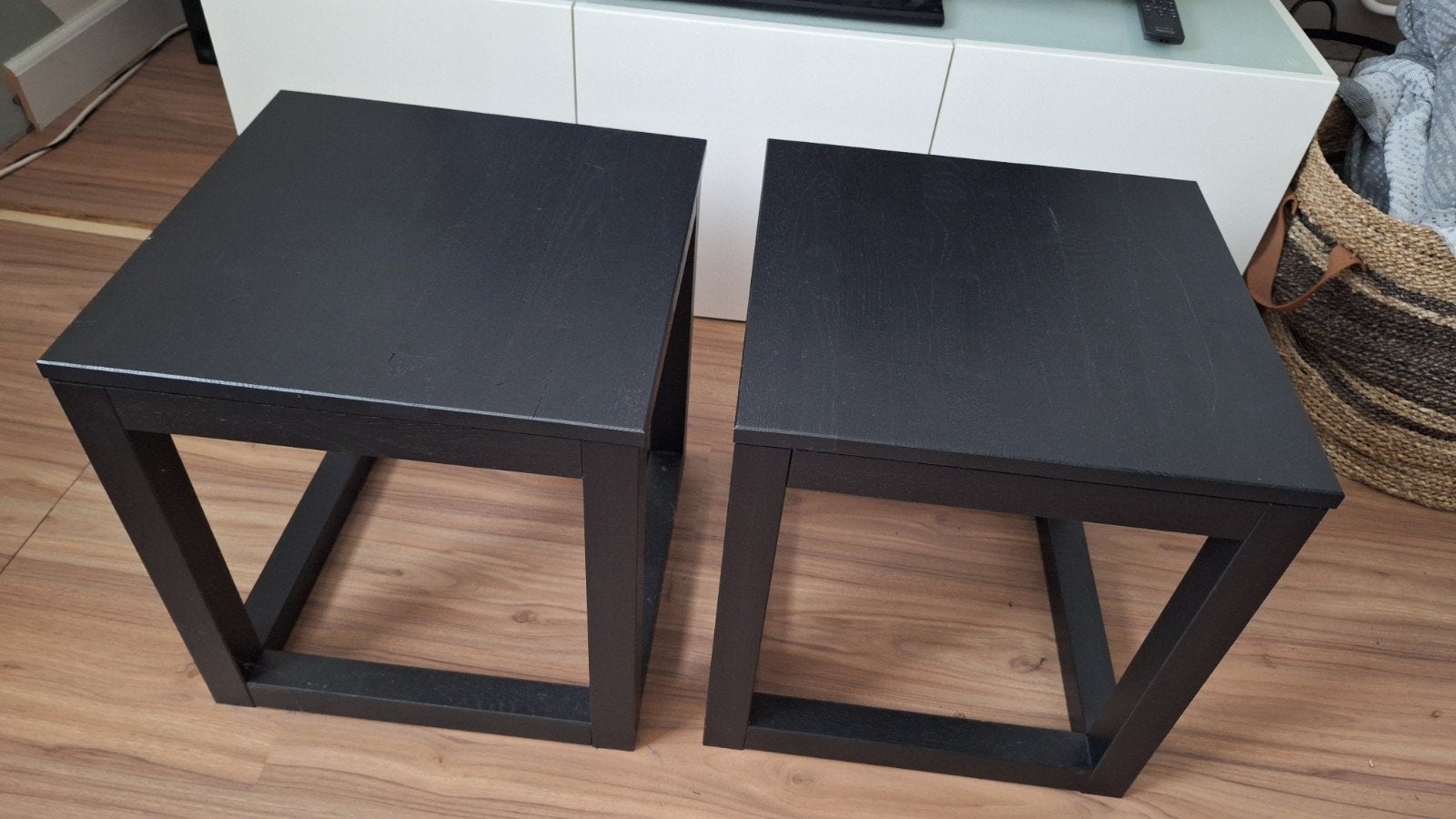 2x  WOOOD bijzettafeltje - donkerbruin/zwart, Ophalen, Minder dan 45 cm, Minder dan 55 cm, Gebruikt