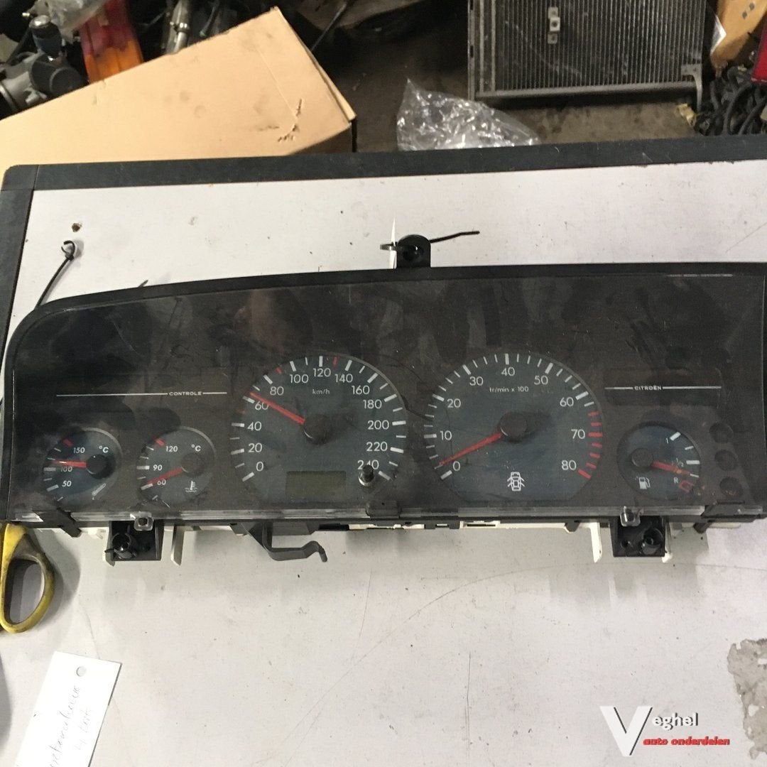 Citroen Xantia  1999     Km Tellerklok    21624342-6