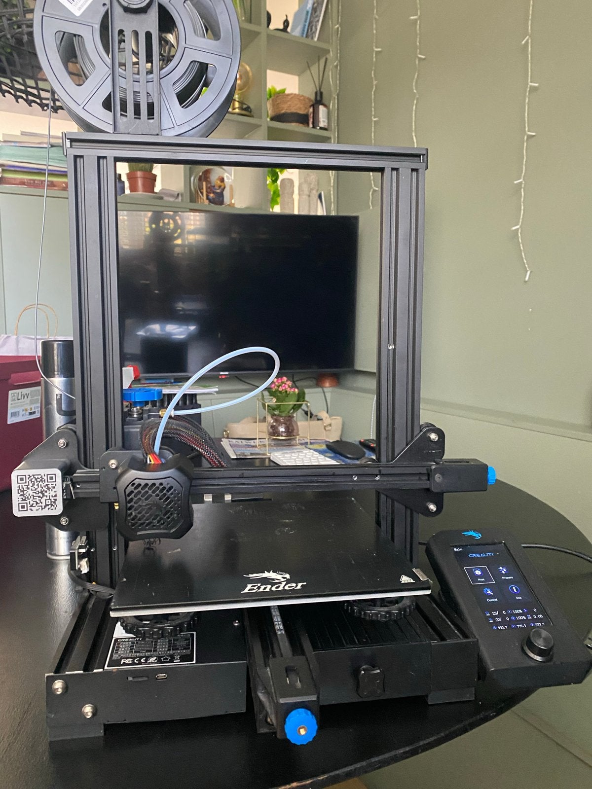 Creality Ender-3 V2 3D-printer met accessoires en filament, Computers en Software, 3D Printers, Ophalen, Gebruikt, Filament