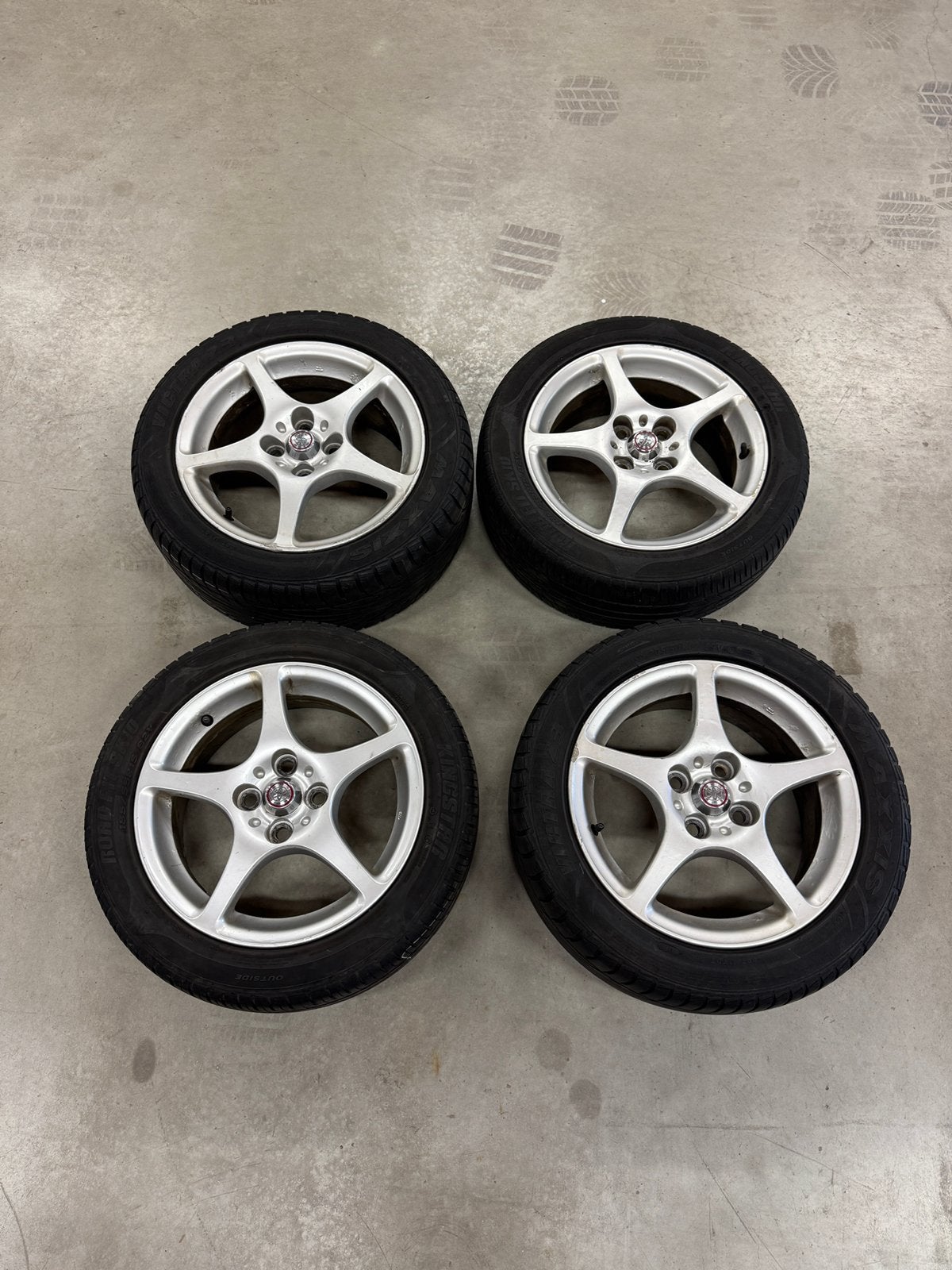 Toyota mr2  15 inch velgen set en Anzio velgen 16 inch set, Auto-onderdelen, Ophalen, 16 inch, 205 mm, Zomerbanden