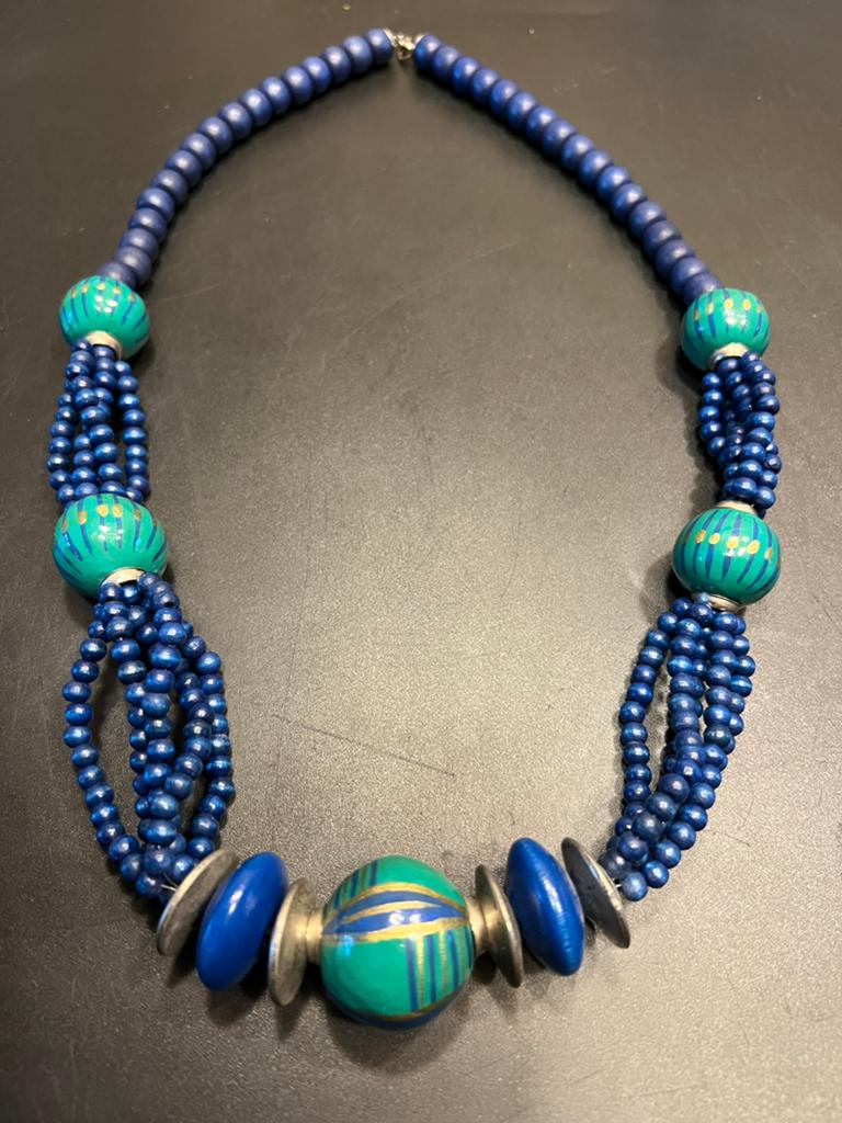 Vintage Boho houten blauwgroene beschilderde kralenketting., Sieraden, Tassen en Uiterlijk, Antieke sieraden, Ophalen of Verzenden