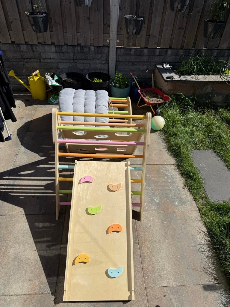 Montessori Klimrek met Glijbaan - Multifunctioneel Speelgoed, Ophalen of Verzenden, Zo goed als nieuw, Glijbaan