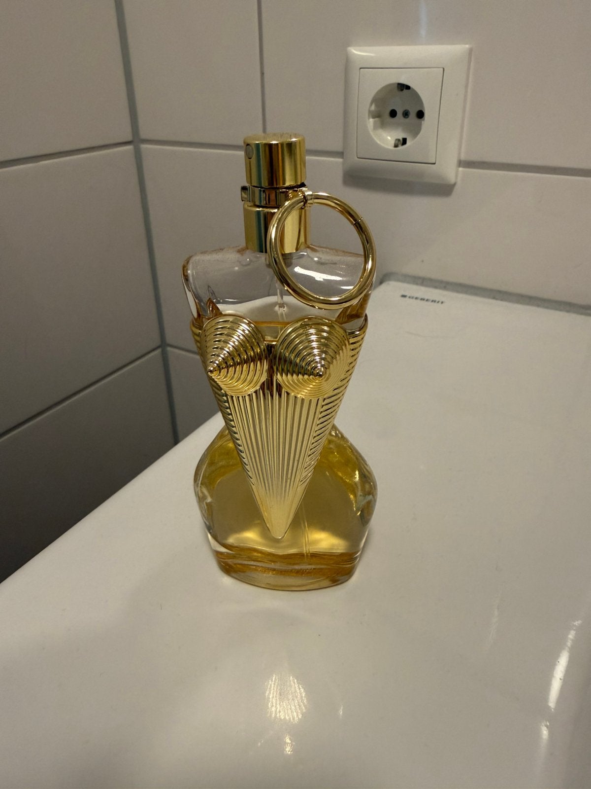 Jean Paul Gaultier, Verzamelen, Parfumverzamelingen, Ophalen of Verzenden, Zo goed als nieuw, Parfumfles